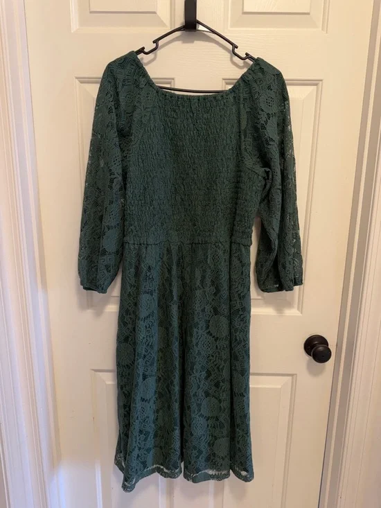 Baltic Born Brisbane Lace Smocked Dress Evergreen Size XL - Picture 4 of 8